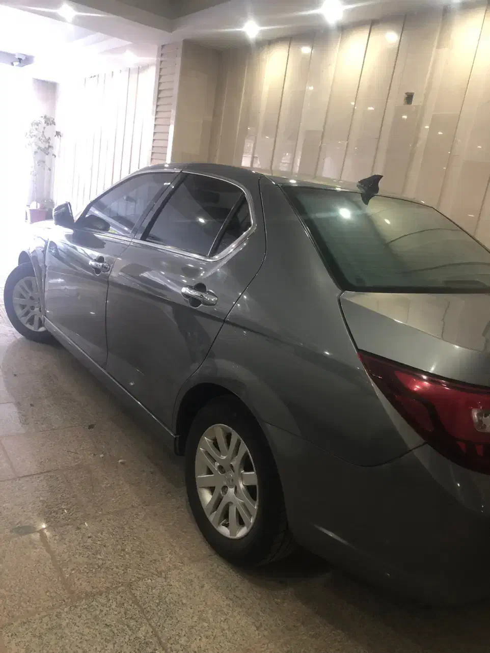 دنا پلاس خاکستری|خودرو سواری و وانت|قزوین, |دیوار