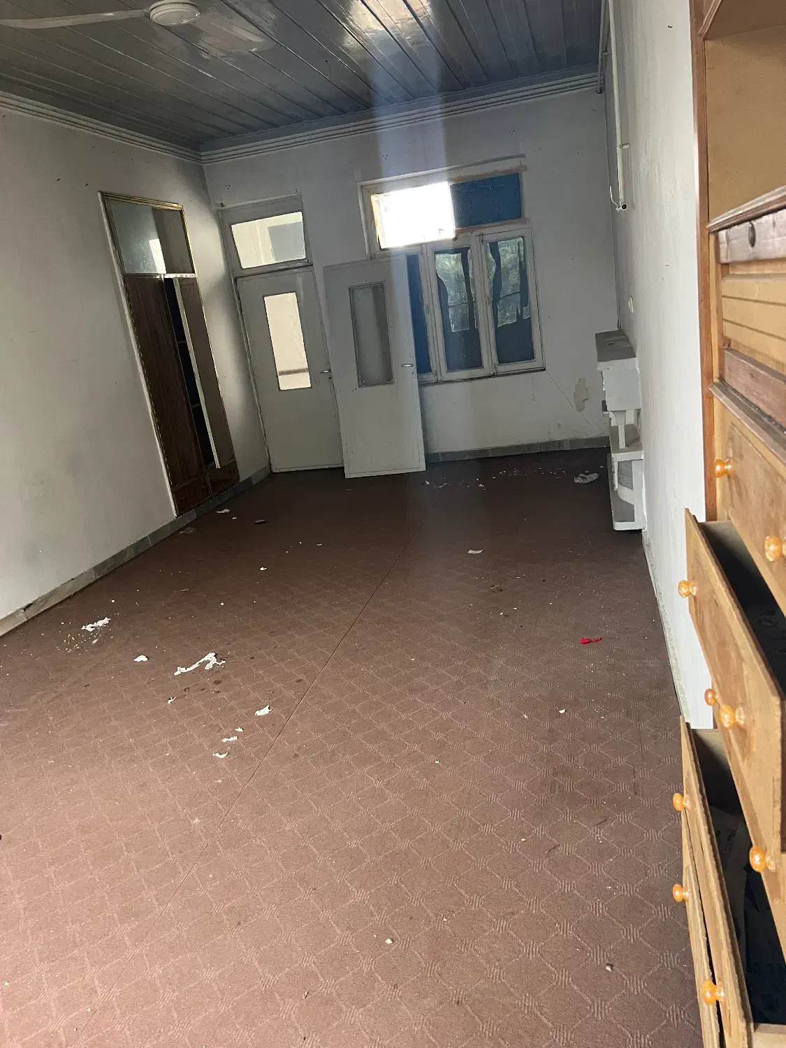 ویلایی مطهری بازسازی میخواد برای کار ۱۹۰متر|اجارهٔ خانه و ویلا|رشت, بازار|دیوار