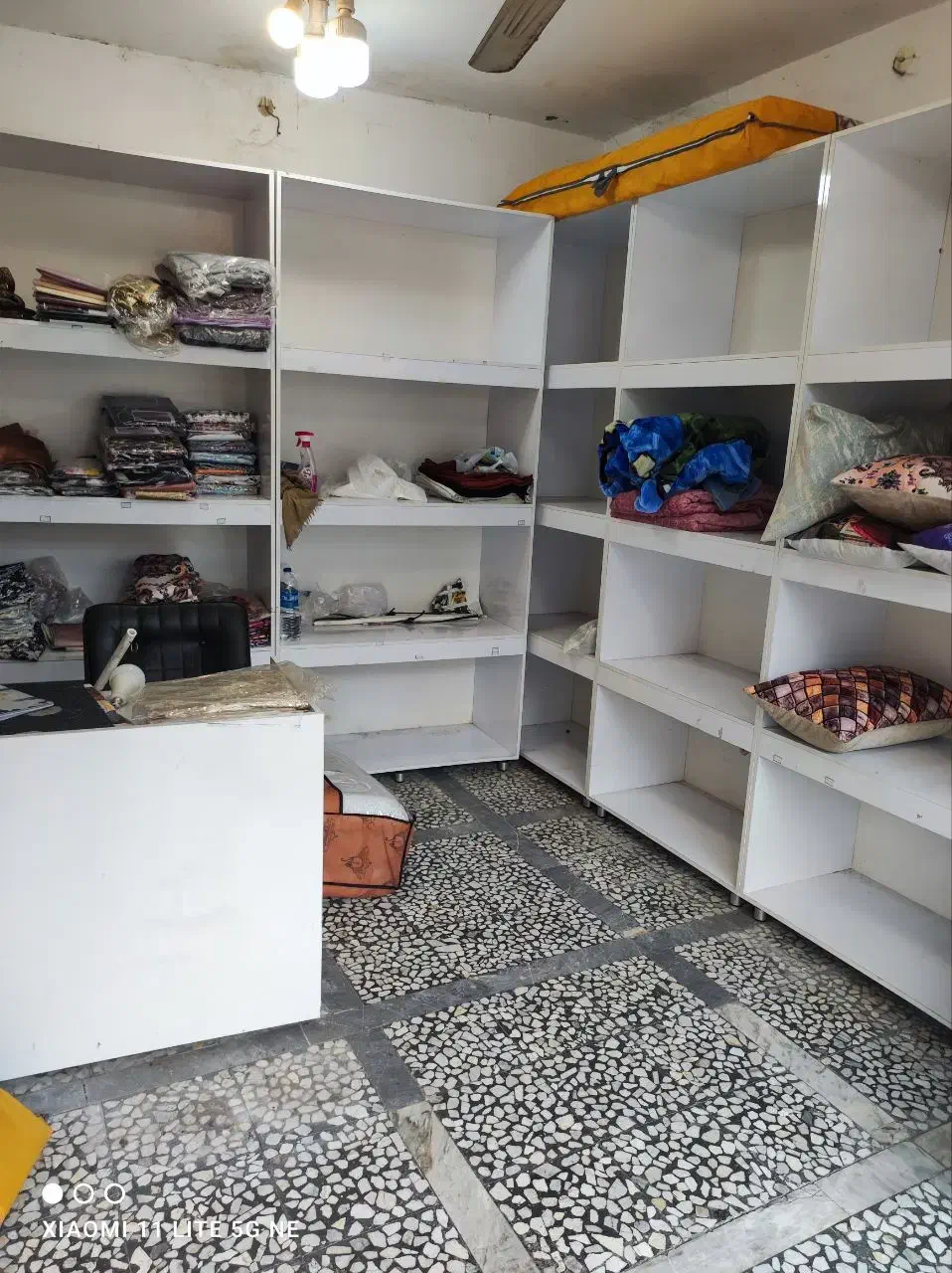 قفسه و دکور مناسب کالای خواب و پارچه فروشی و انواع|فروشگاه و مغازه|رشت, آتشگاه|دیوار