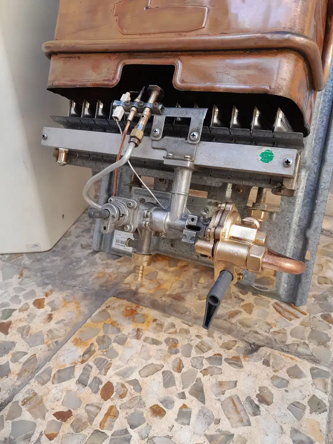 ابگرمکن بوتان مدل ۳۱۱۵|آبگرمکن، پکیج، شوفاژ|اهواز, کمپلو جنوبی|دیوار