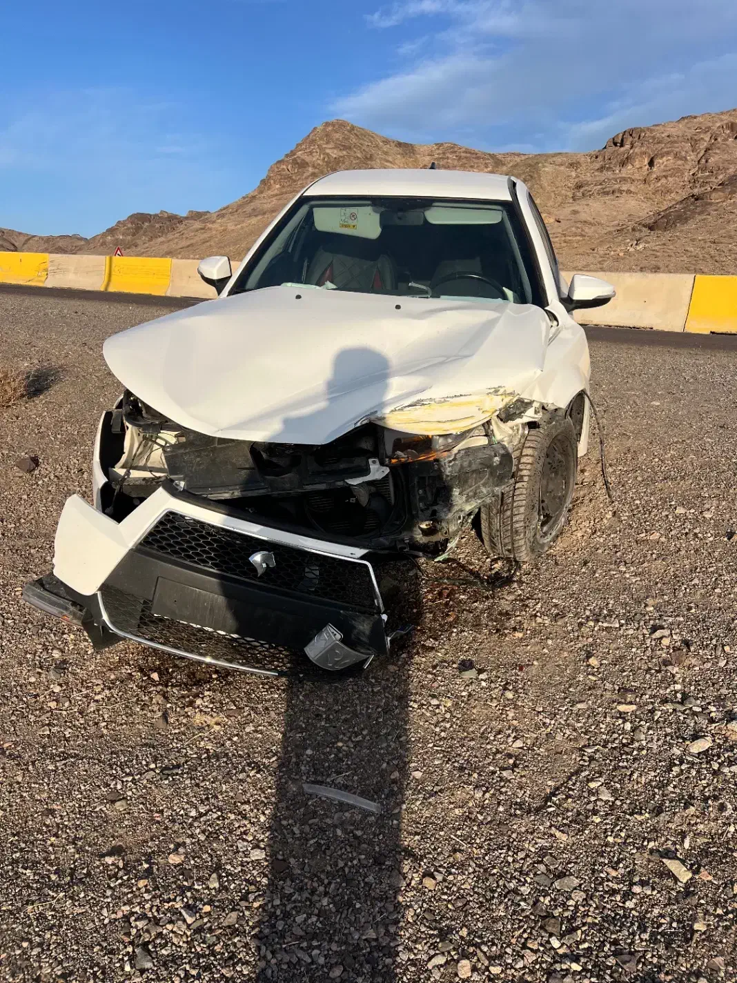 تصادفی دنا پلاس ۴۰۲|خودرو سواری و وانت|اصفهان, هزارجریب|دیوار