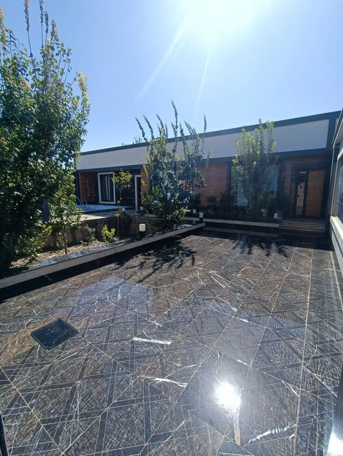 اجاره سالیانه باغ ویلا|اجارهٔ خانه و ویلا|شهریار, بکه|دیوار