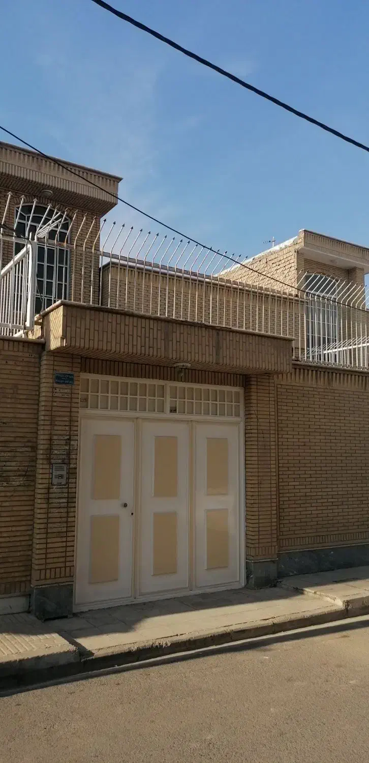 خانه ویلایی دو طبقه. دربست.باجک 1|اجارهٔ خانه و ویلا|قم, باجک یک|دیوار