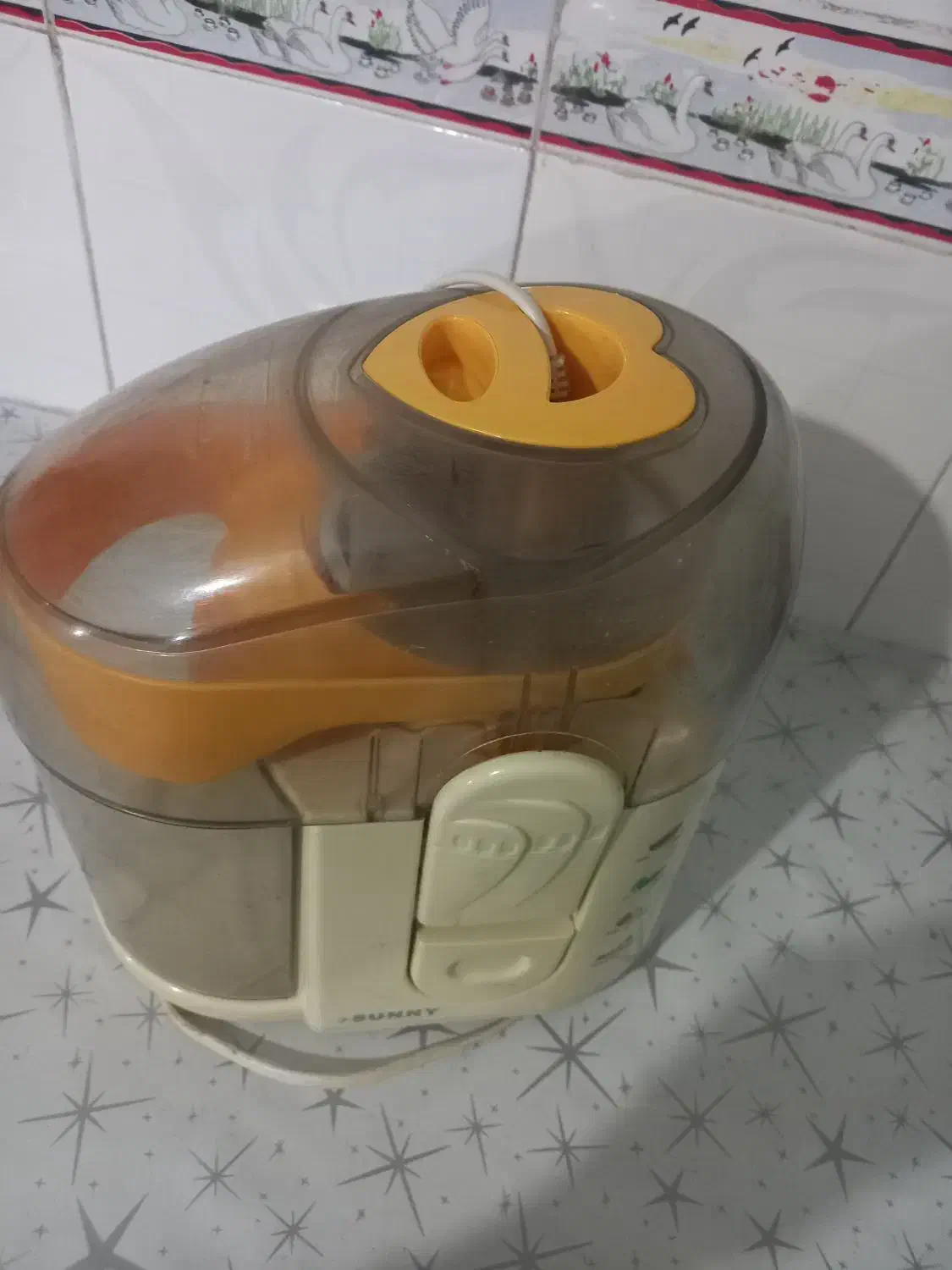 آبمیوه گیری|آبمیوه‌گیر و آب‌مرکبات‌گیر|نیشابور, مازول|دیوار