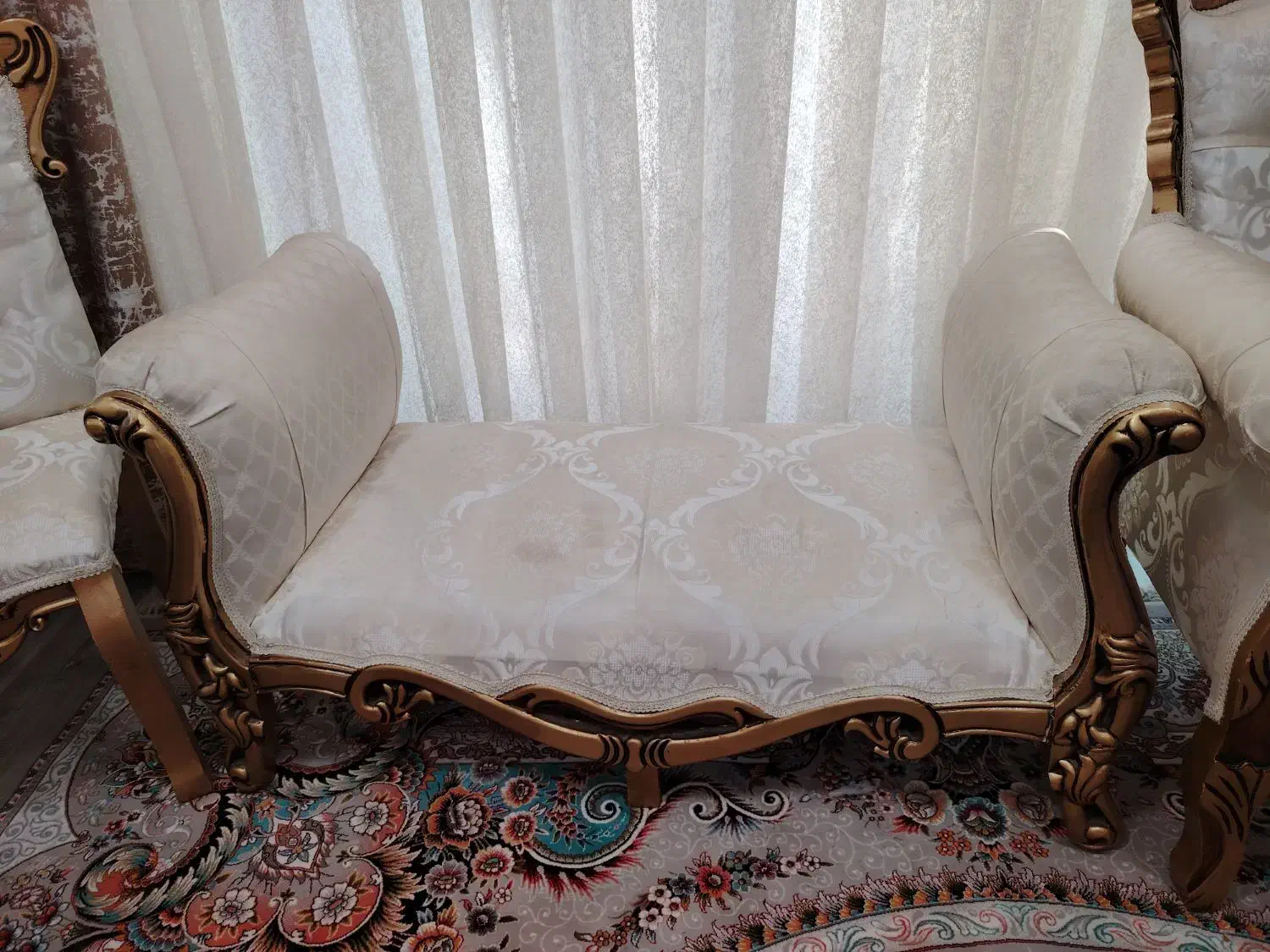 مبل سلطنتی عروس (نو) 9 نفره|مبلمان خانگی و میز عسلی|نجفآباد, طالقانی|دیوار