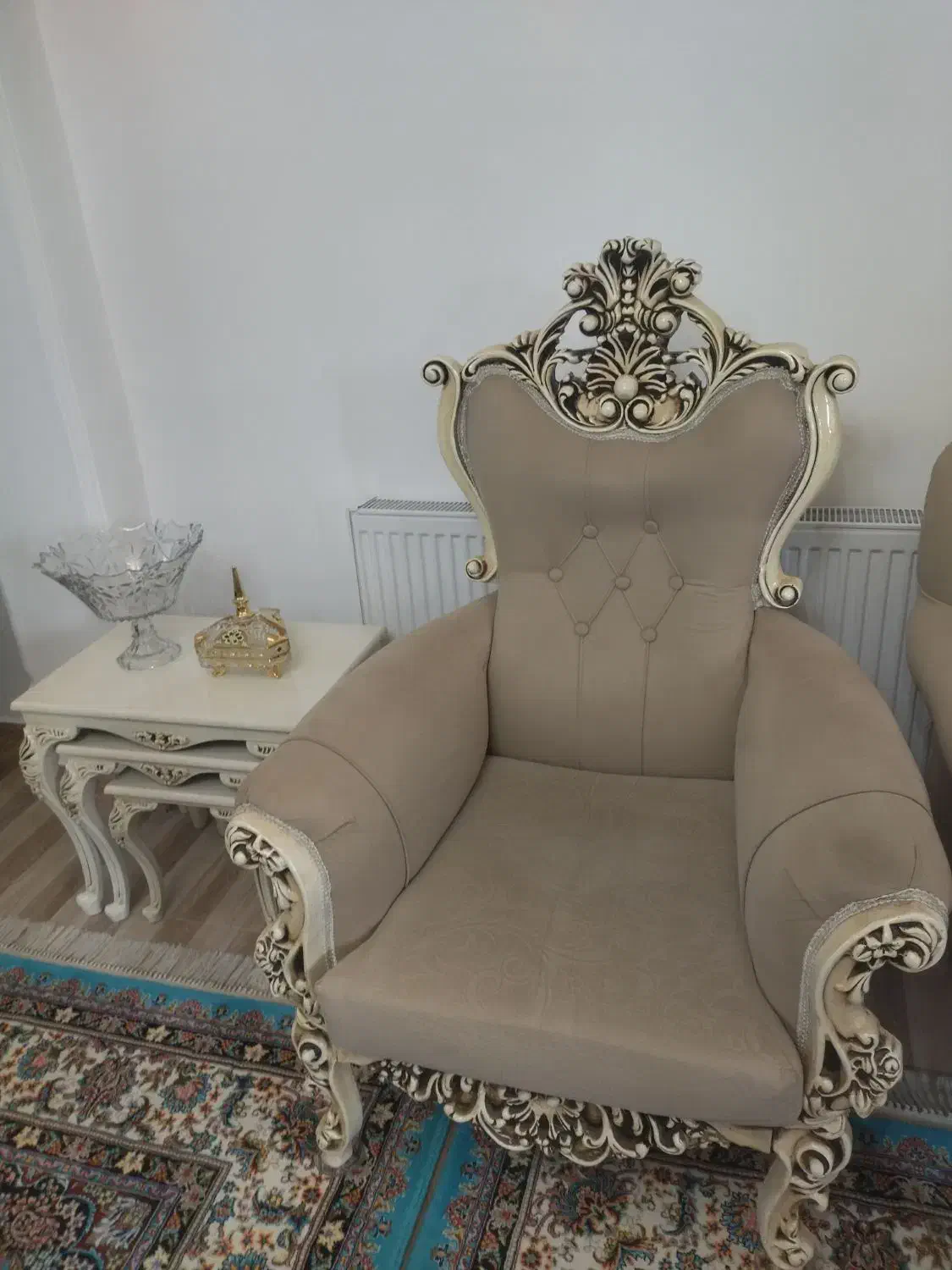 مبل و راحتی|مبلمان خانگی و میز عسلی|گوراب زرمیخ, |دیوار