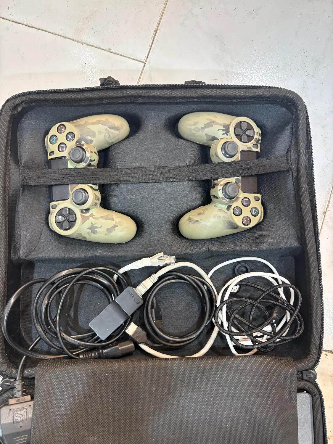 Ps4 pro 1tra|کنسول، بازی ویدئویی و آنلاین|کاشان, فاز ۲ ناجی آباد|دیوار