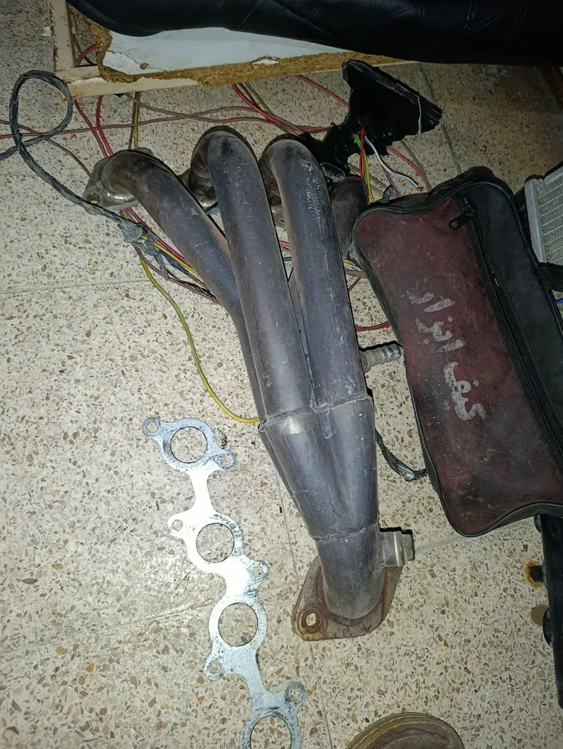 هدرز دریچه هدلایت|قطعات یدکی و لوازم جانبی|اهواز, فاز ۵ پاداد|دیوار