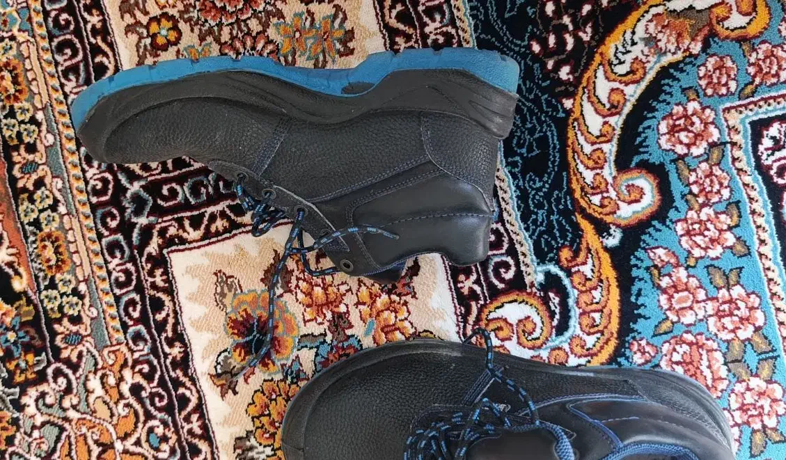 کفش ساتر|کیف، کفش، کمربند|نیشابور, هفده شهریور|دیوار