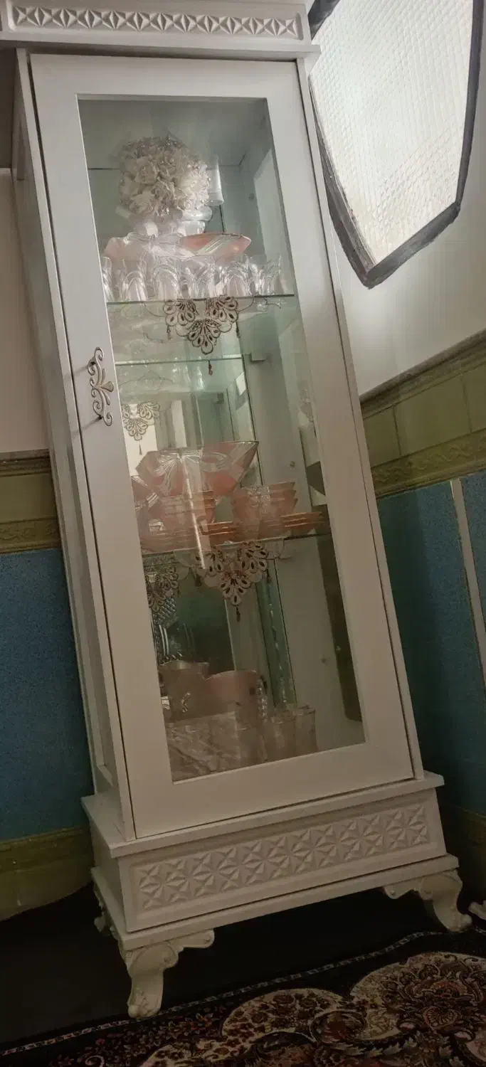 گل تزیینی باگلدان|گل و گیاه طبیعی|قم, ولیعصر|دیوار