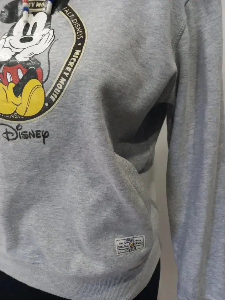 هودی در حد نو|لباس|سقز, |دیوار