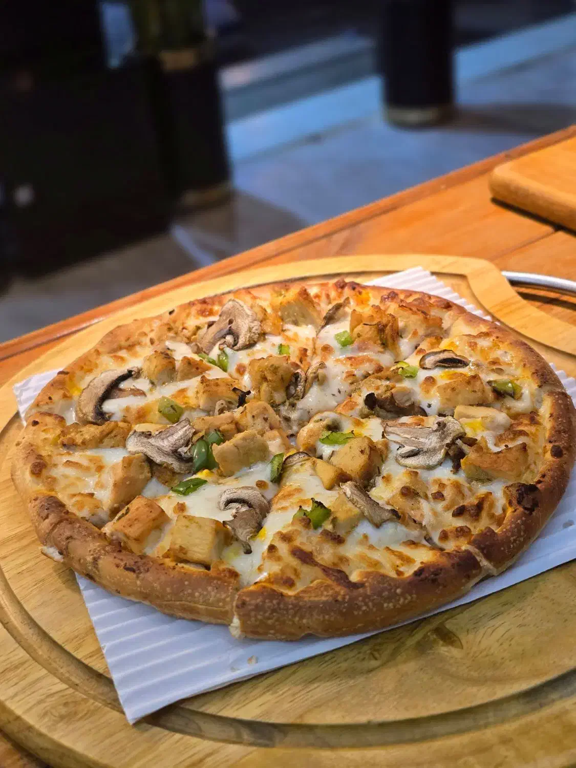 پیتزا زن و فرکار فست فود|استخدام خدمات فروشگاه و رستوران|زاهدان, |دیوار