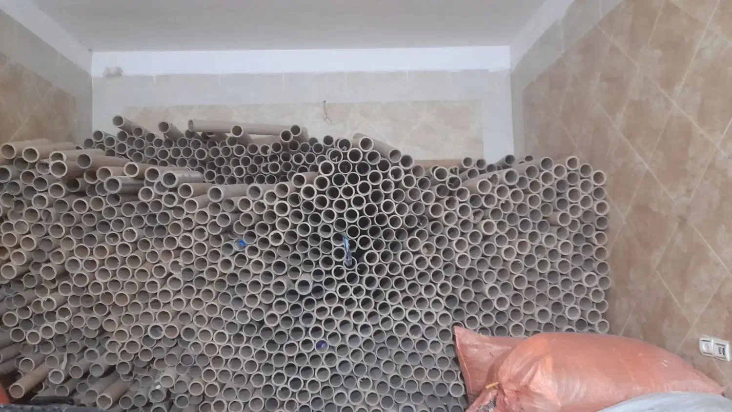 خرید فروش لوله مقوایی بوبین|عمدهفروشی|قرچک, امین آباد|دیوار