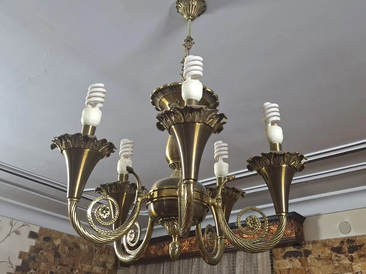 لوستر برنز|لوستر و چراغ آویز|همدان, |دیوار