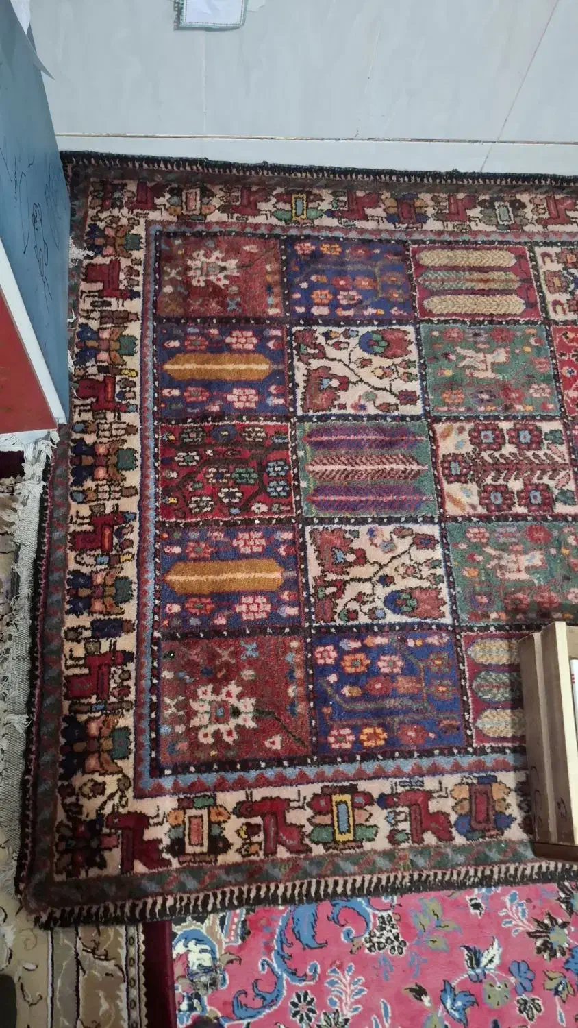 فرش خشتی دست بافت قدیمی طلا نا یاب به فروش میرسد|فرش|اصفهان, نقش جهان|دیوار