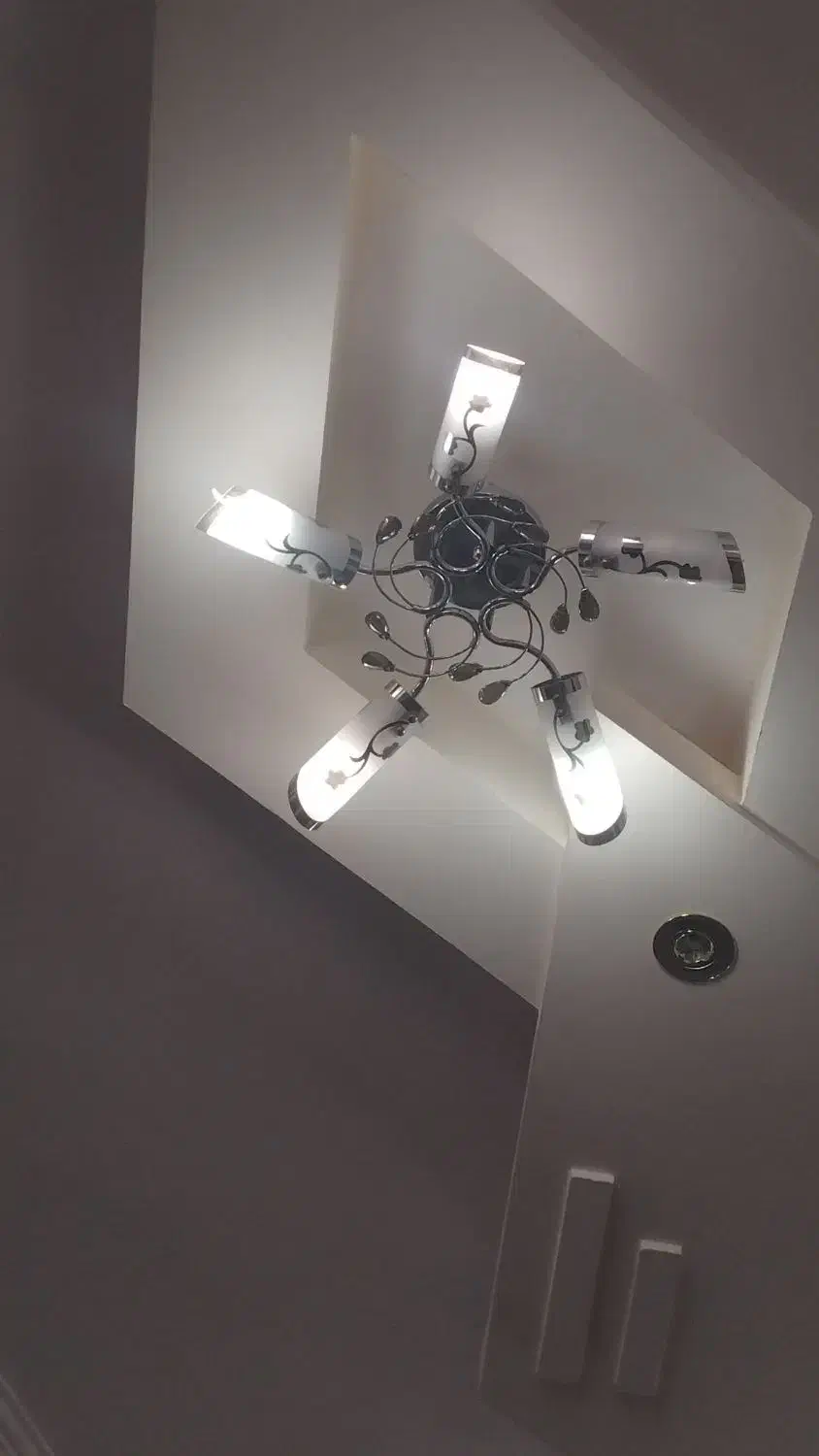 لوستر|لوستر و چراغ آویز|رشت, رودبارتان|دیوار