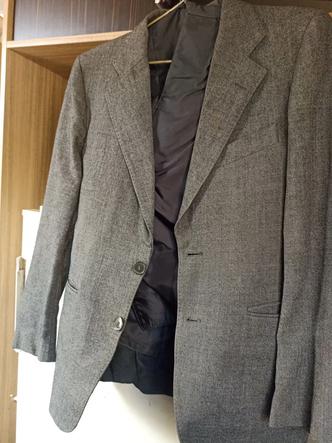 کت وجلیقه خارجی|لباس|اسلام‌شهر, شهرک قائمیه|دیوار