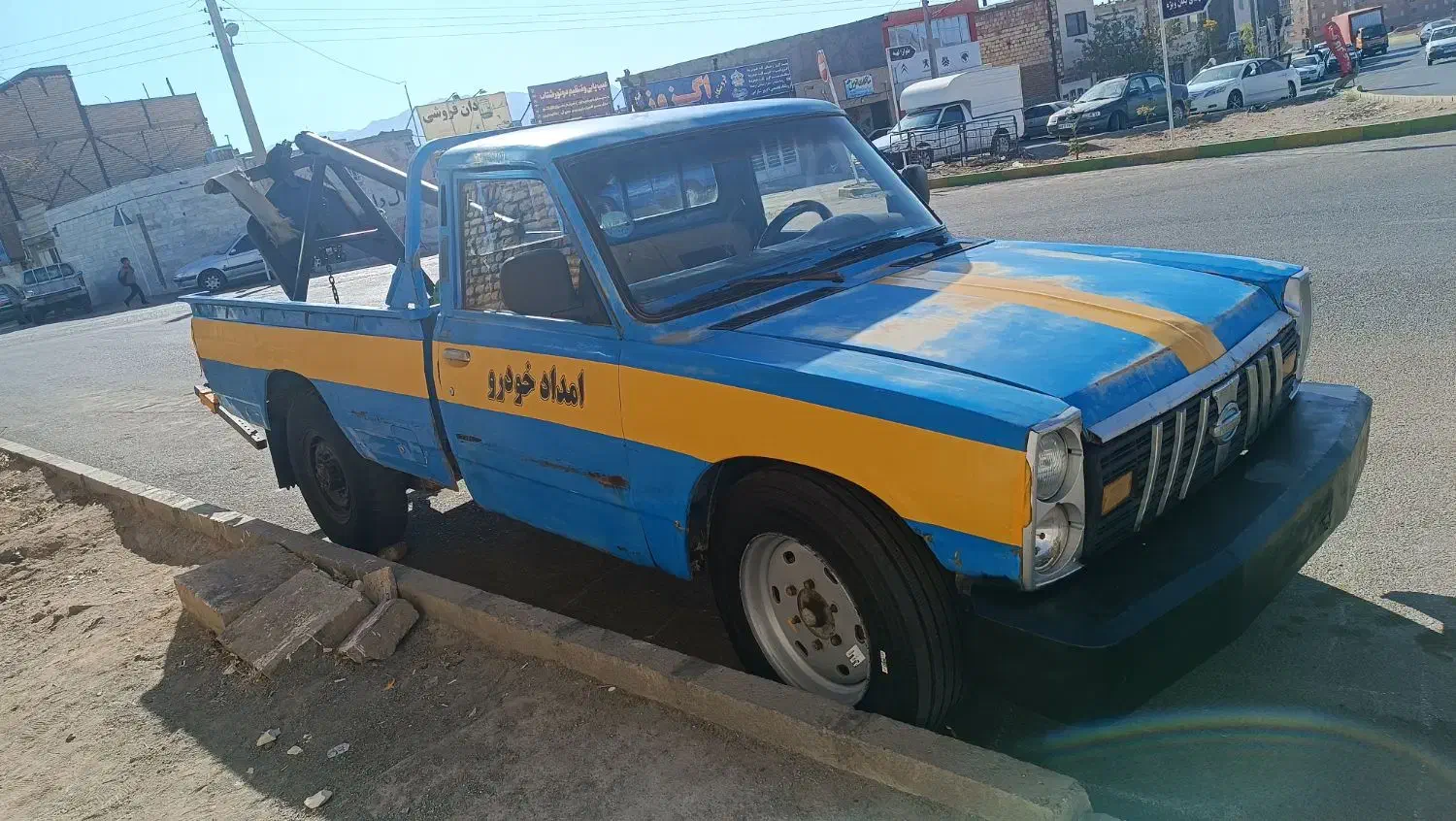 نیسان یدک کش با گواهینامه پایه سه|خودرو سواری و وانت|بیرجند, |دیوار