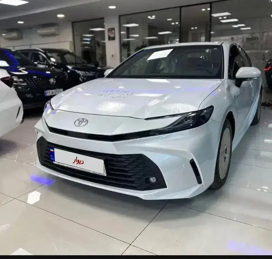 کمری le 2025|خودرو سواری و وانت|یزد, |دیوار