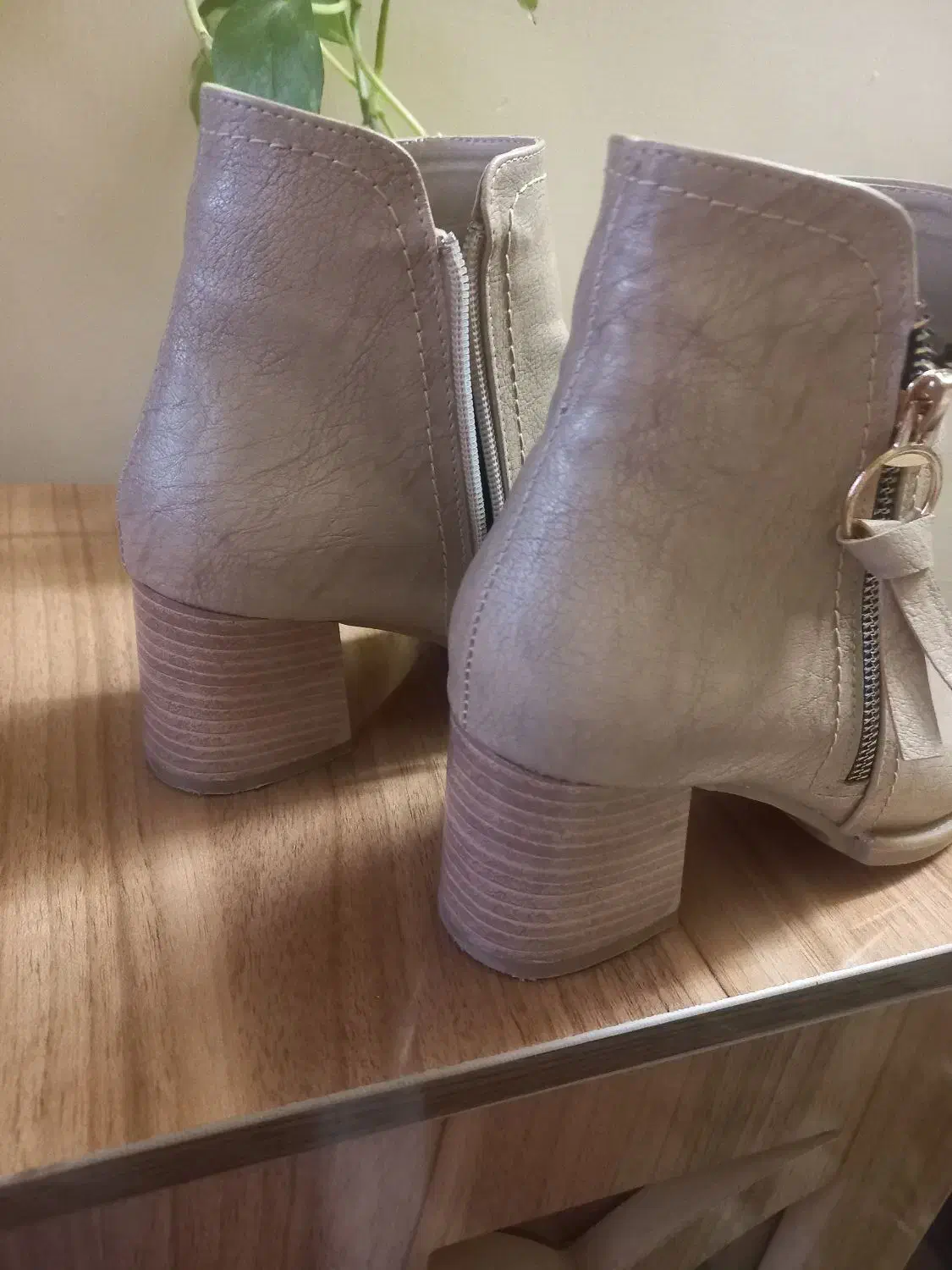 چکمه شماره 37،38  هست نونو هست|کیف، کفش، کمربند|خرم‌آباد, |دیوار