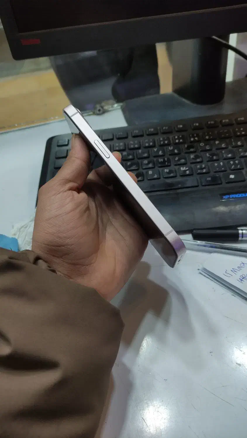 ip 13|موبایل|سبزوار, کوی بهار|دیوار