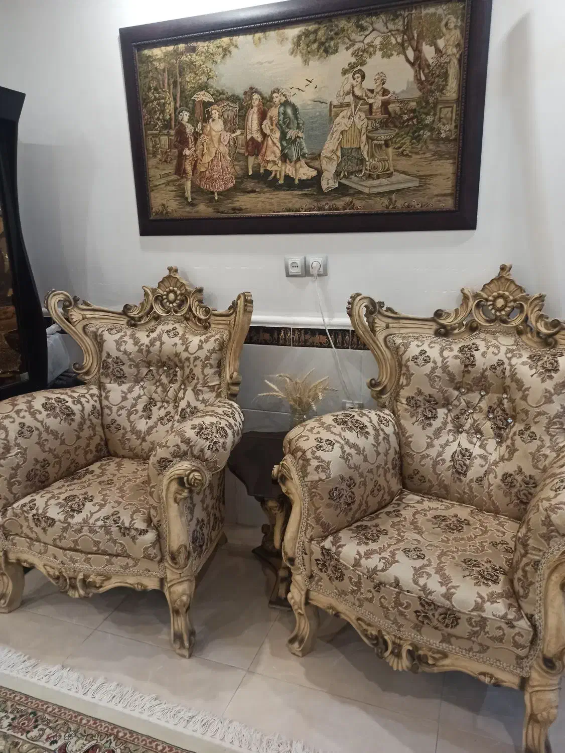 مبل۹نفره بهمراه میزوسط وگلمیز نوبسیار تمیزچوب راش|مبلمان خانگی و میز عسلی|بوشهر, |دیوار