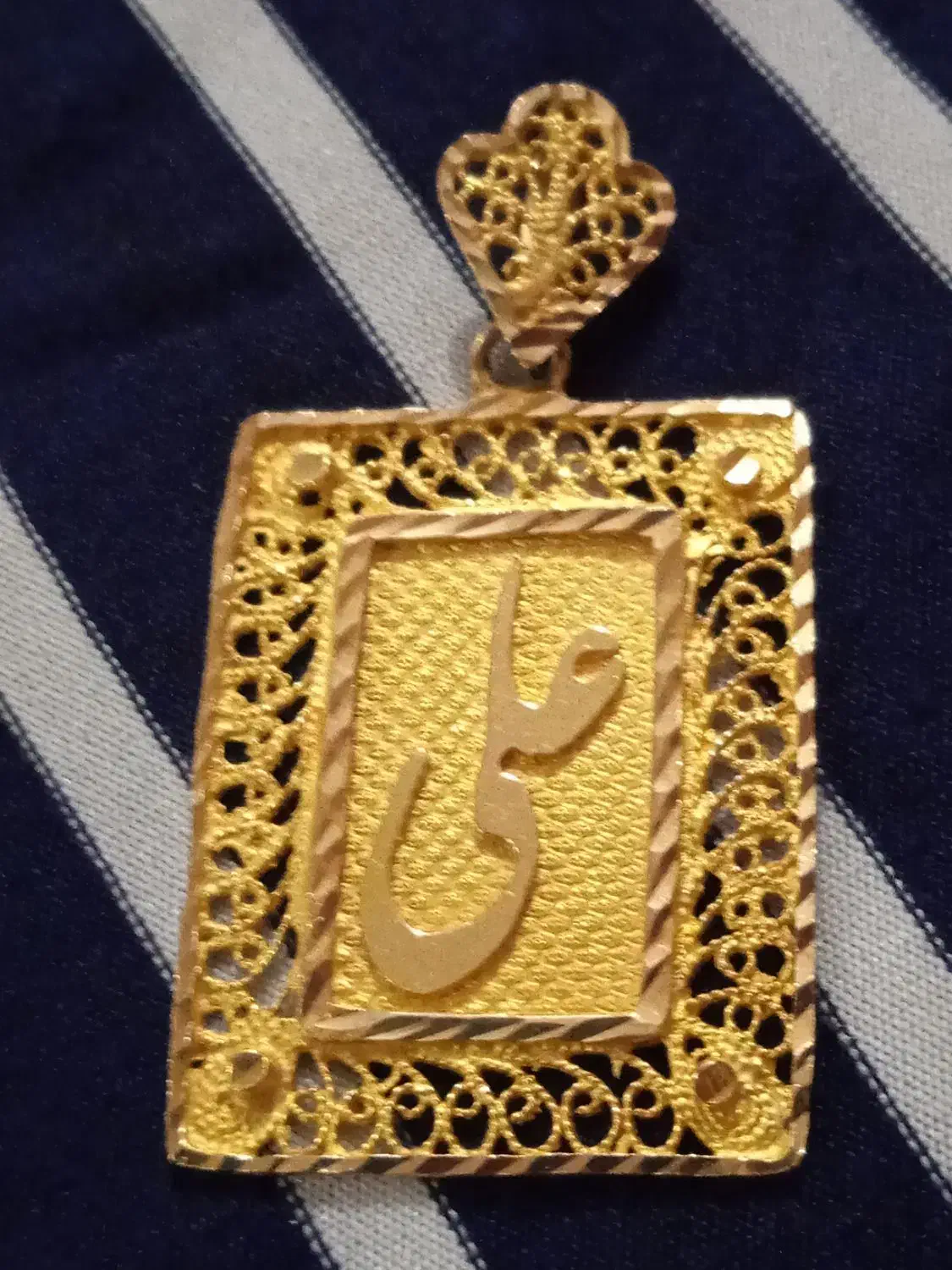 پلاک ۱۸ عیار|جواهرات|اهواز, گلستان|دیوار