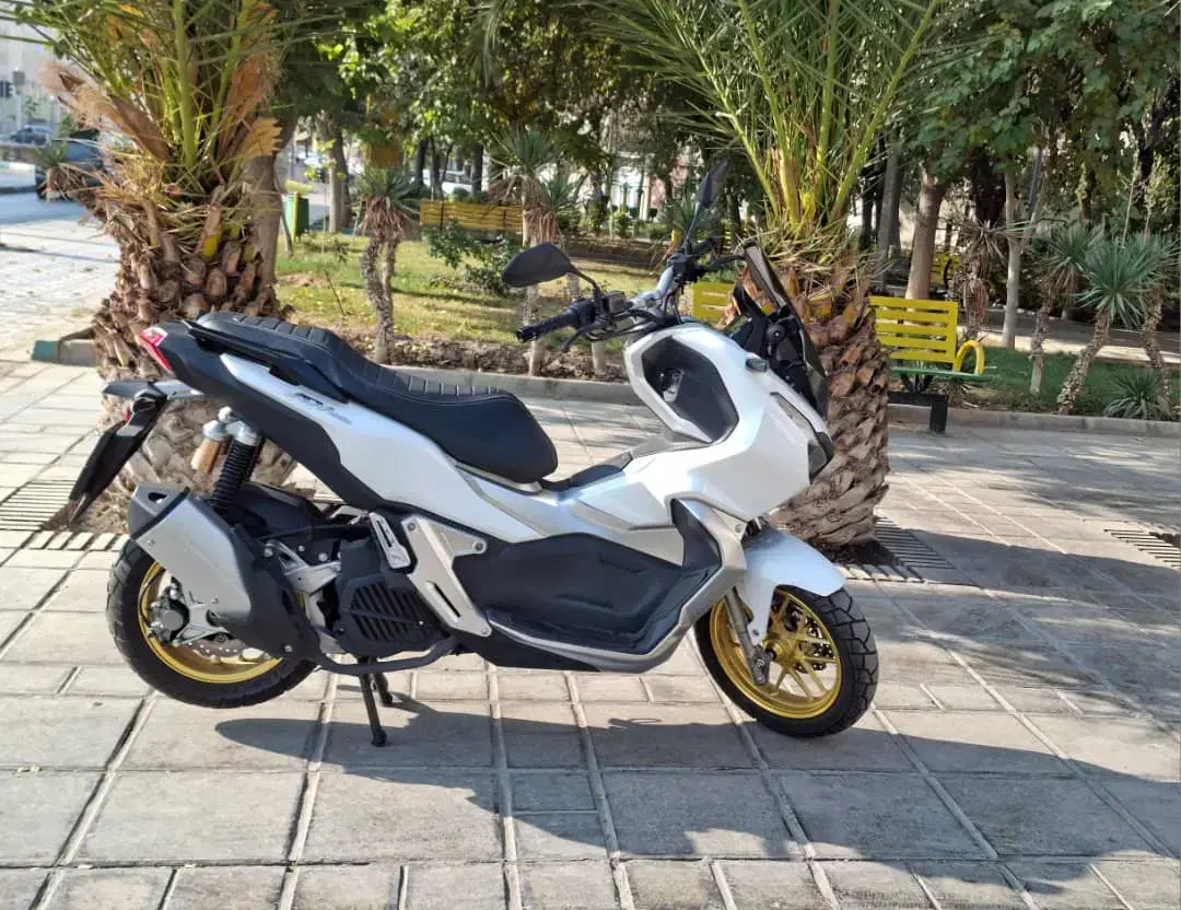 هوندا adV ثاقب خودرو 1403|موتورسیکلت|تهران, بلورسازی|دیوار