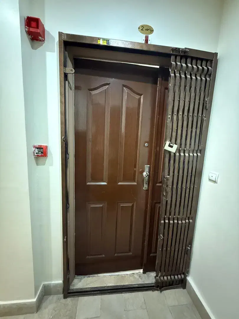 حفاظ به همراه درب|مصالح و تجهیزات ساختمان|مشهد, نیروی هوایی|دیوار