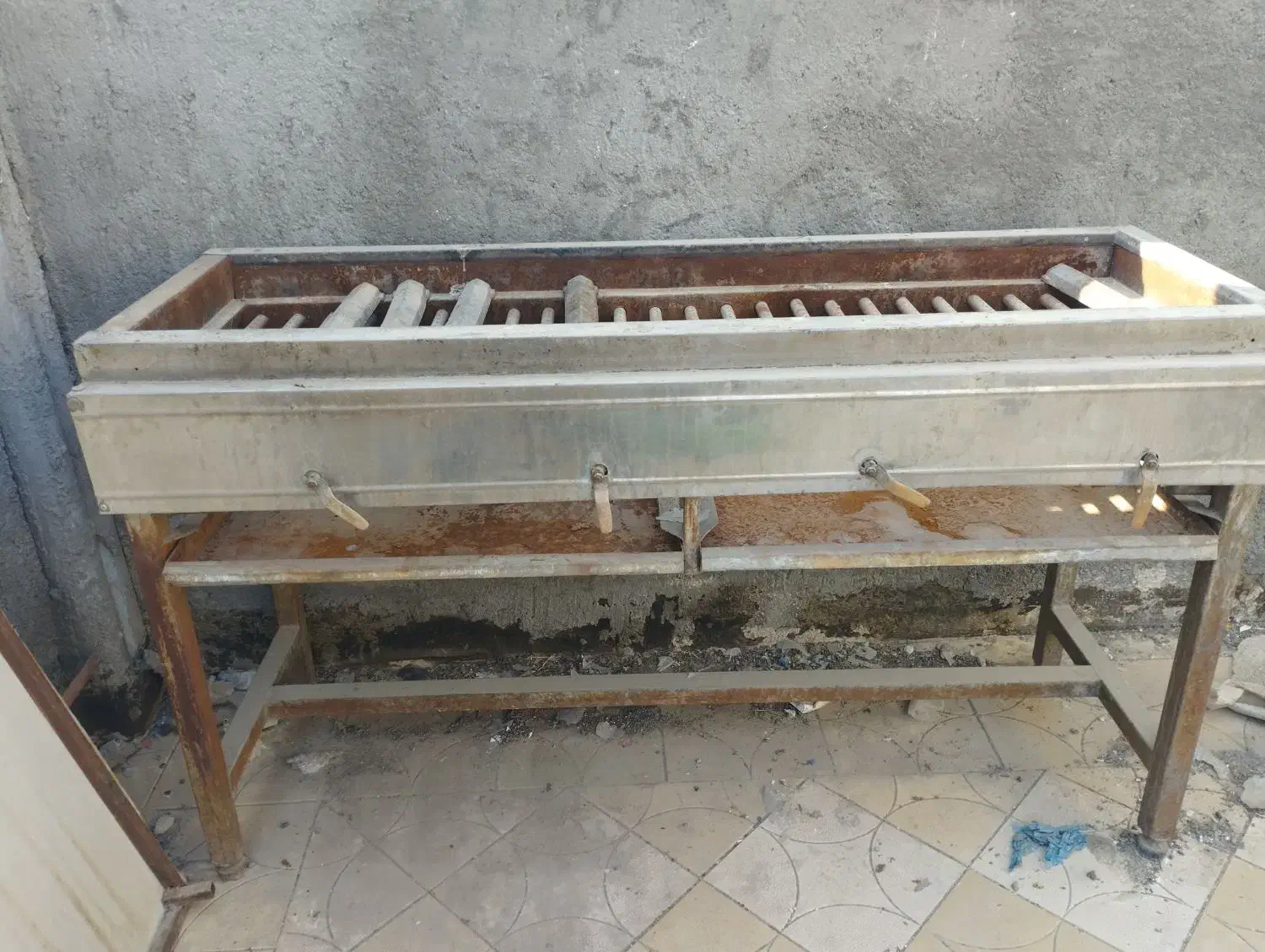 منقل کبابی ۲۴ شعله|اجاق گاز و لوازم برقی پختوپز|مشهد, شهید آوینی|دیوار