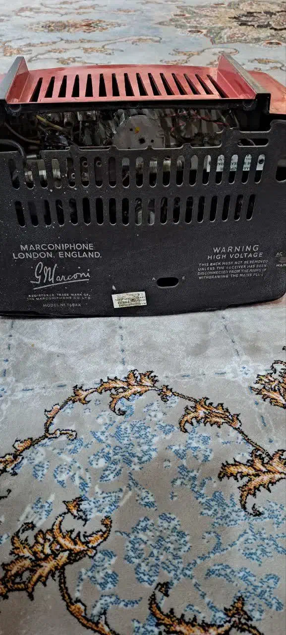 رادیو قدیمی|کلکسیون اشیاء عتیقه|اهواز, کوی جانبازان(دانش)|دیوار