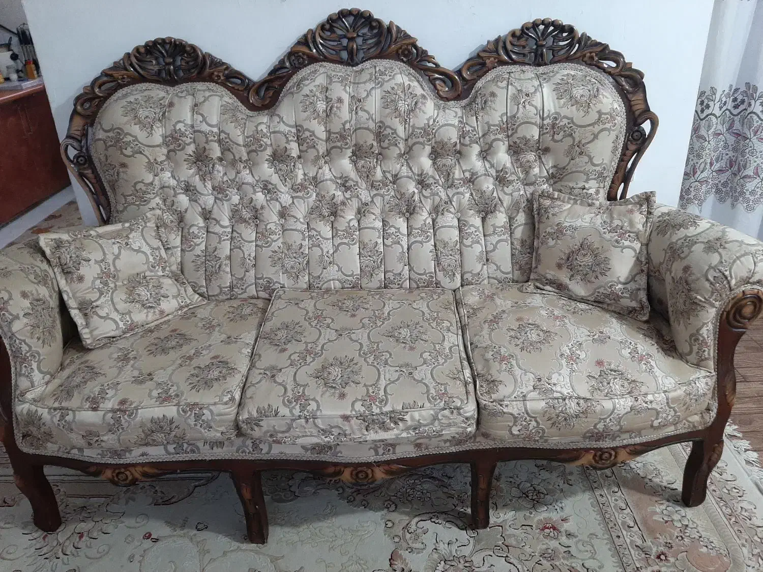 مبل طرح سلطنتی|مبلمان خانگی و میز عسلی|فسا, |دیوار