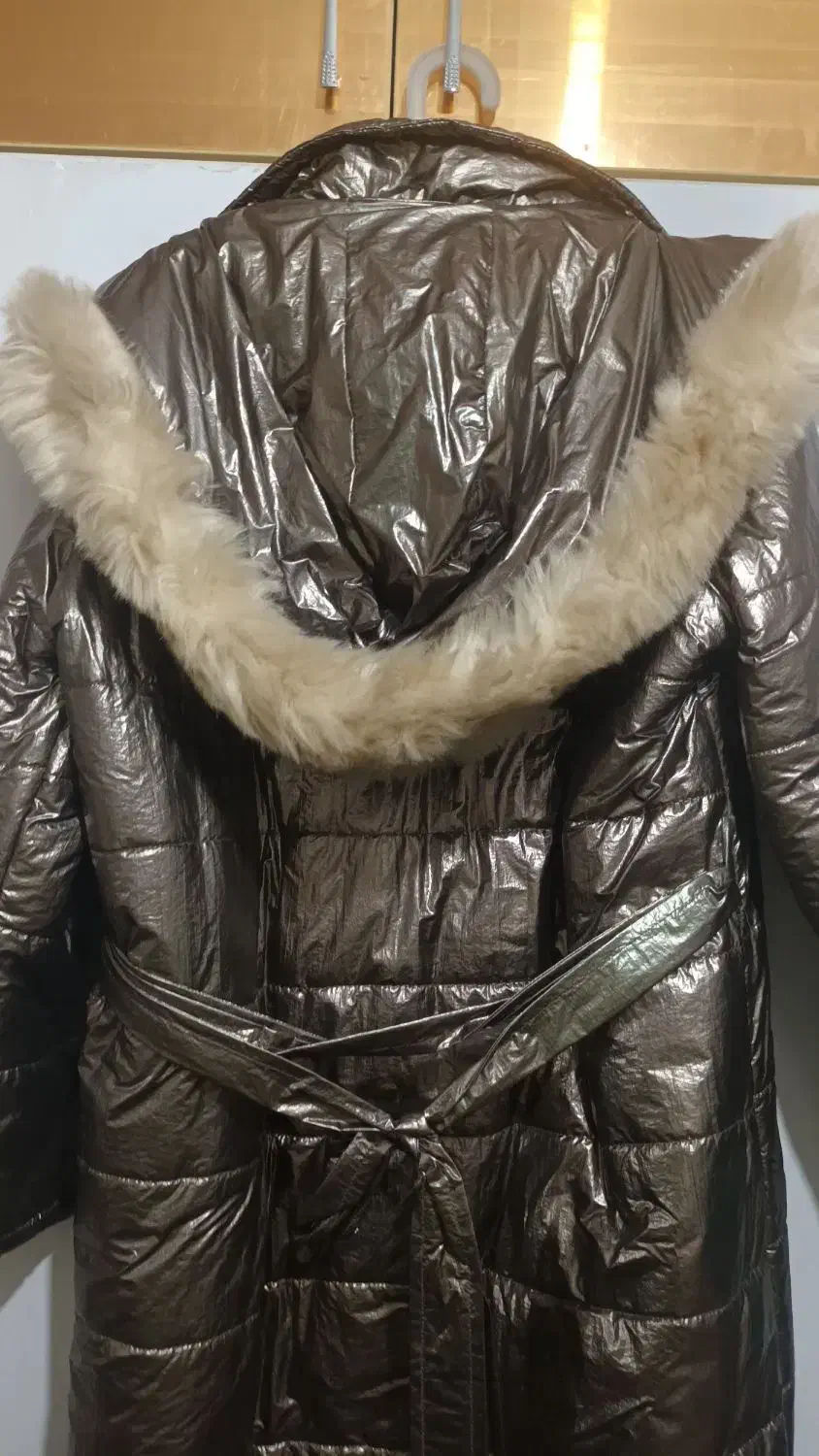 پالتو فویلی نو و استفاده نشده فری سایز تا۴۸میخوره|لباس|پیشوا, |دیوار