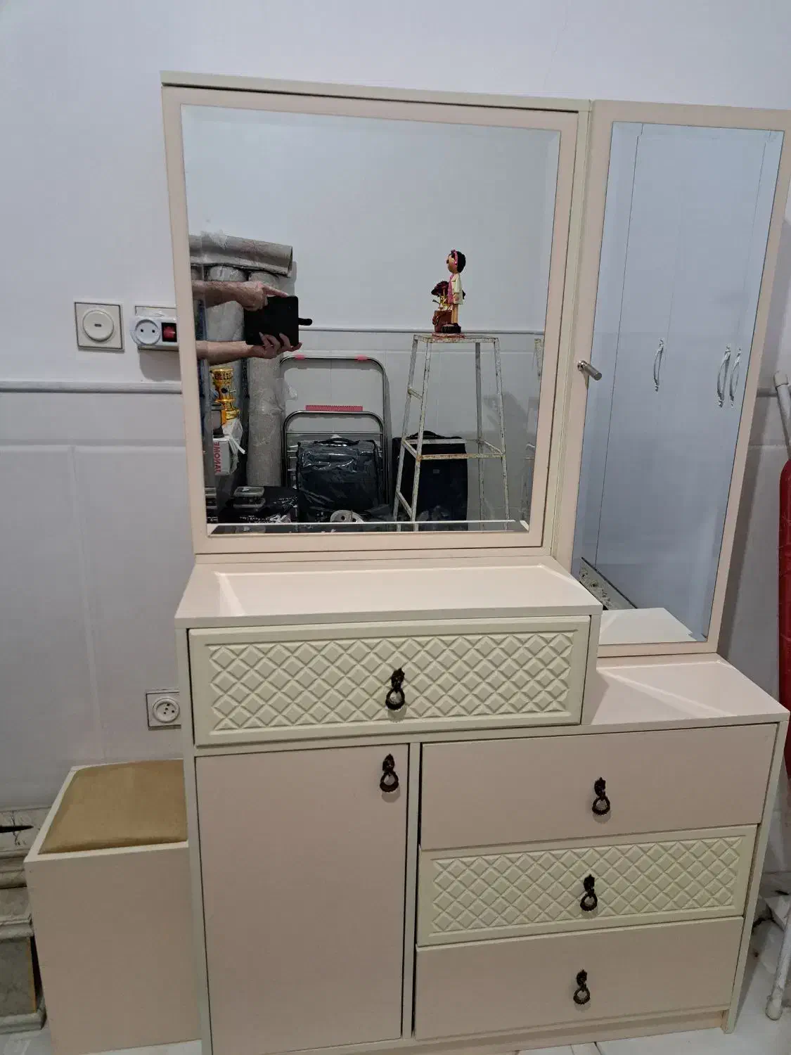 میز آرایش|بوفه، ویترین، کنسول|قم, سراجه (۱۵ خرداد)|دیوار