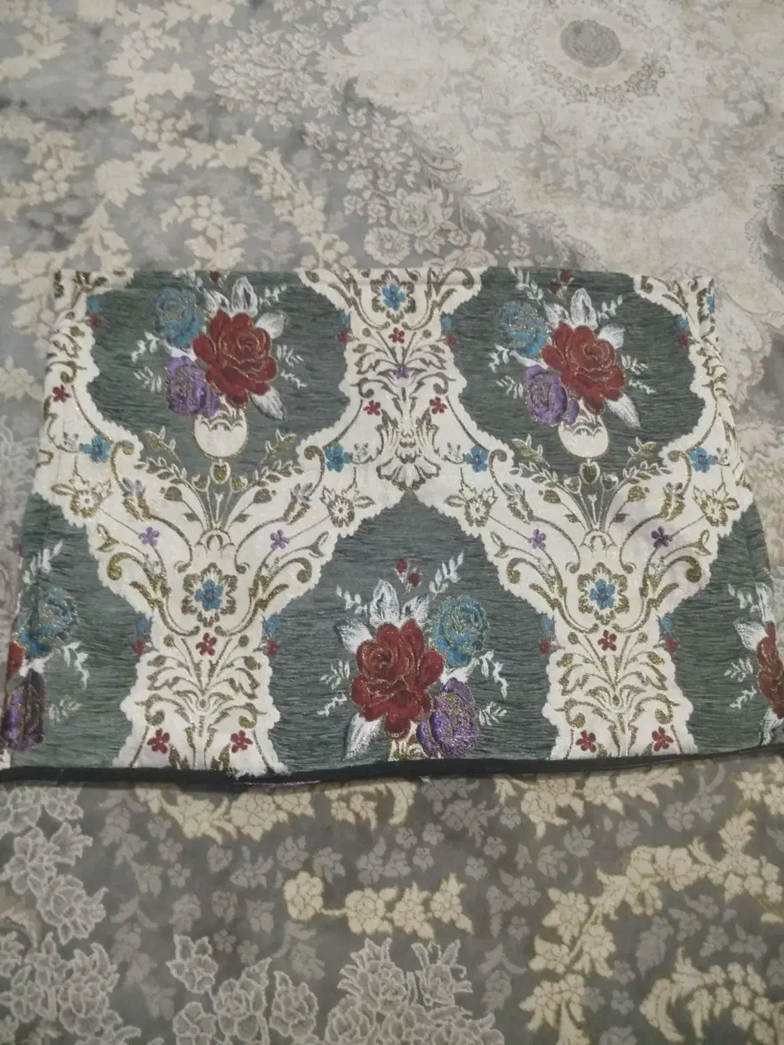 پشتی|پشتی|قم, حاج زینل|دیوار