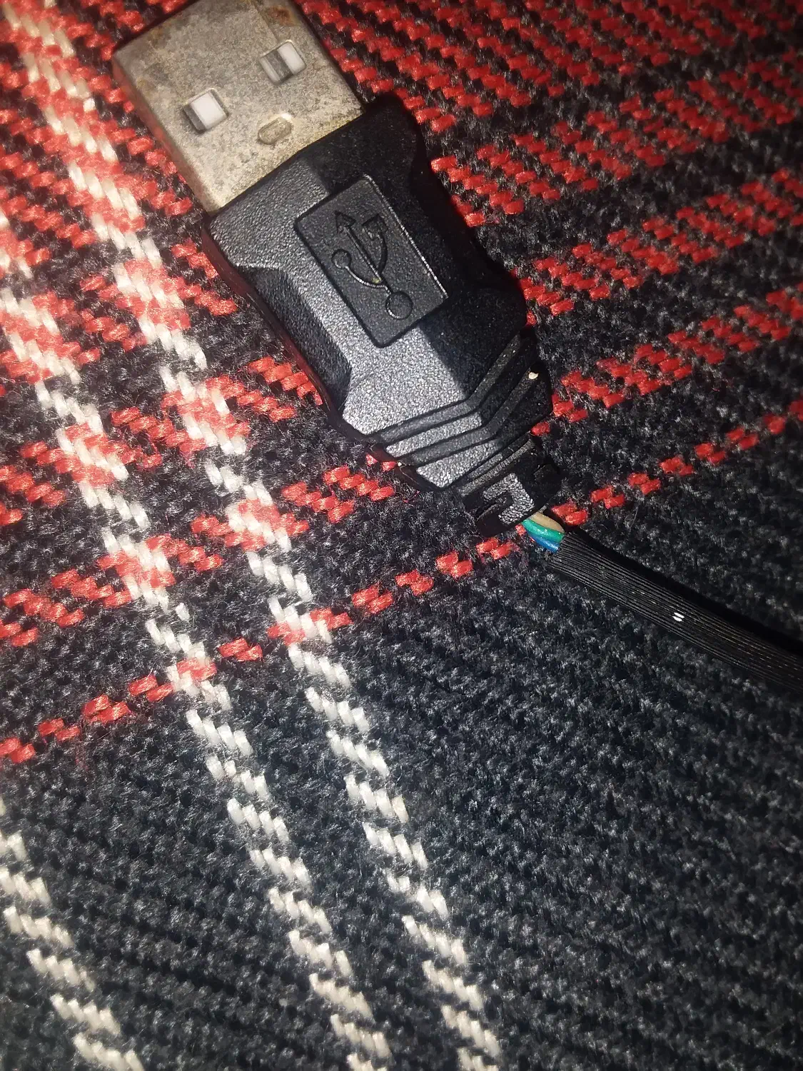 موس سیمی|قطعات و لوازم جانبی رایانه|تولم شهر, |دیوار