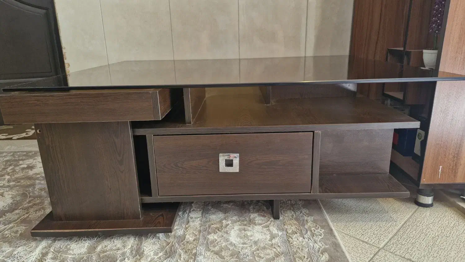 میز جلو مبلی به همراه تخفیف ویژه|مبلمان خانگی و میز عسلی|بروجرد, |دیوار