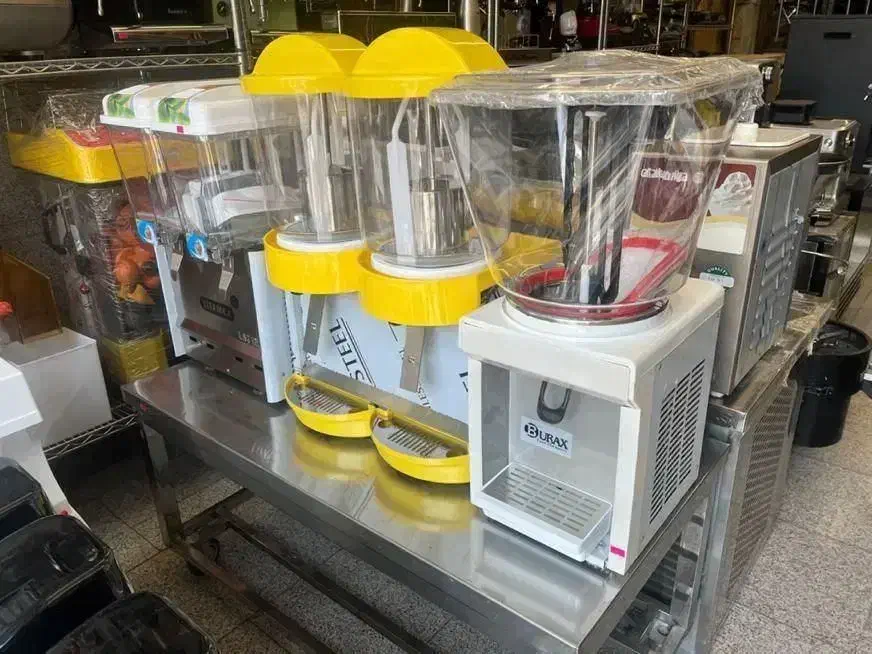 دستگاه یخ در بهشت ساز صنعتی رومیزی قسطی و چکی|کافی‌شاپ و رستوران|تهران, صادقیه|دیوار