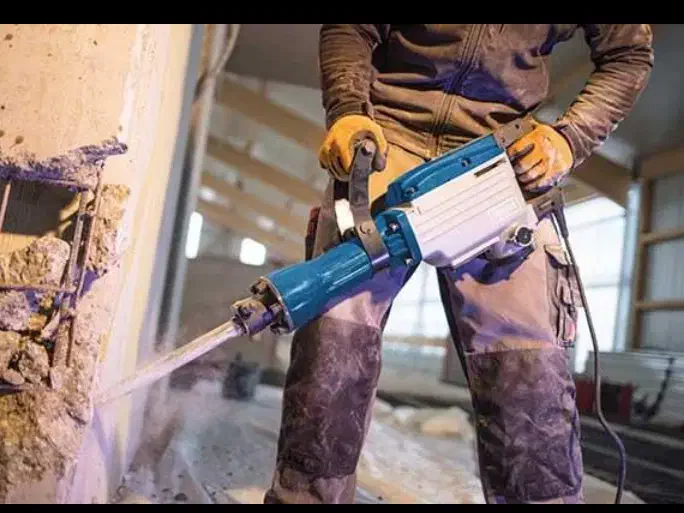 تخریب کار پیکور  با حمل نخاله حفر چاه|خدمات پیشه و مهارت|شیراز, ریشمک|دیوار