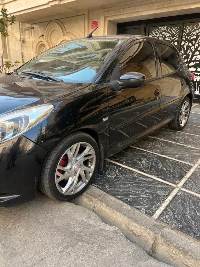 ۲۰۷اتوماتیک مدل ۱۴۰۲|خودرو سواری و وانت|کرج, شهرک نهال و بذر|دیوار