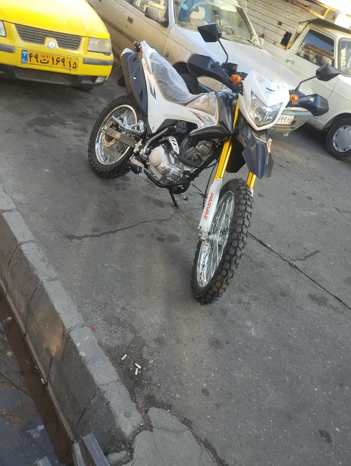 پرواز تریل 200|موتورسیکلت|تبریز, |دیوار