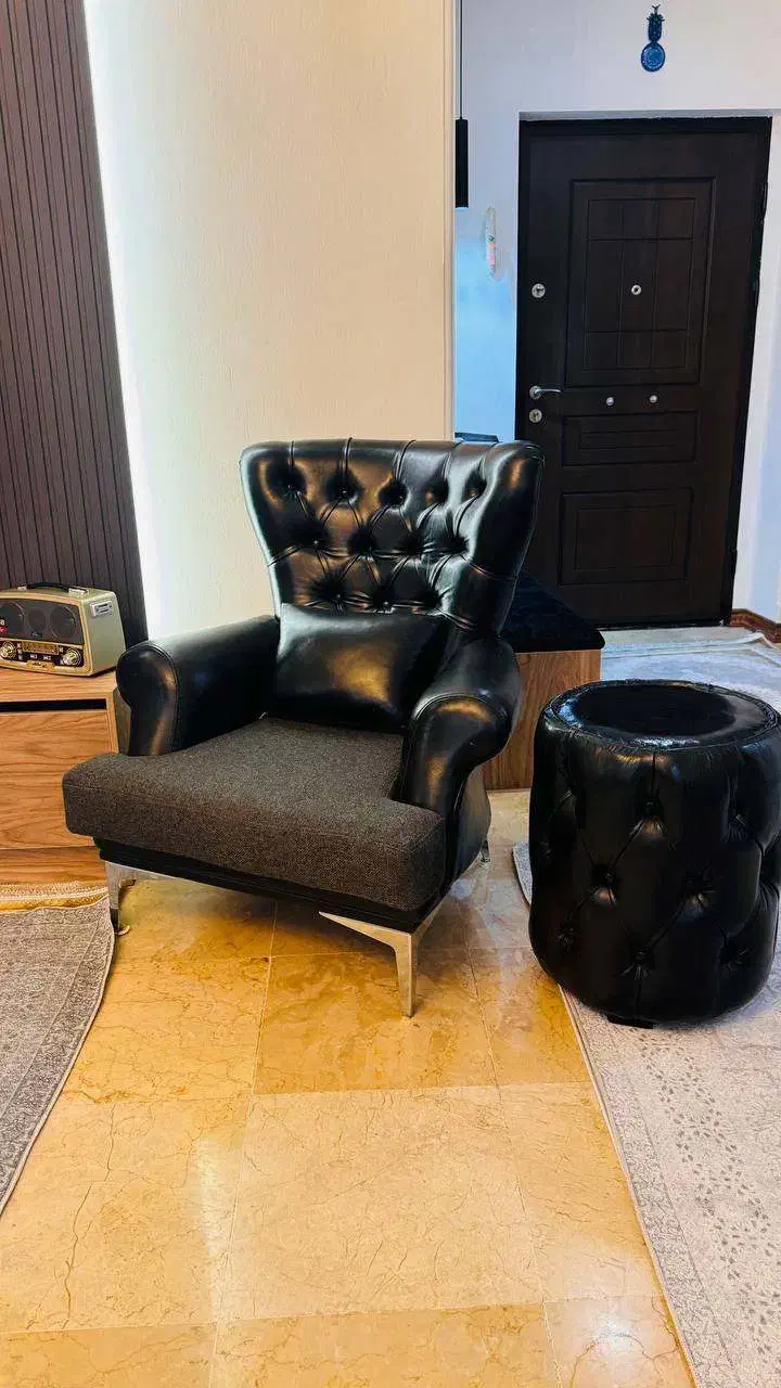 مبل چرمی کلاسیک|مبلمان خانگی و میز عسلی|تهران, شادمان|دیوار