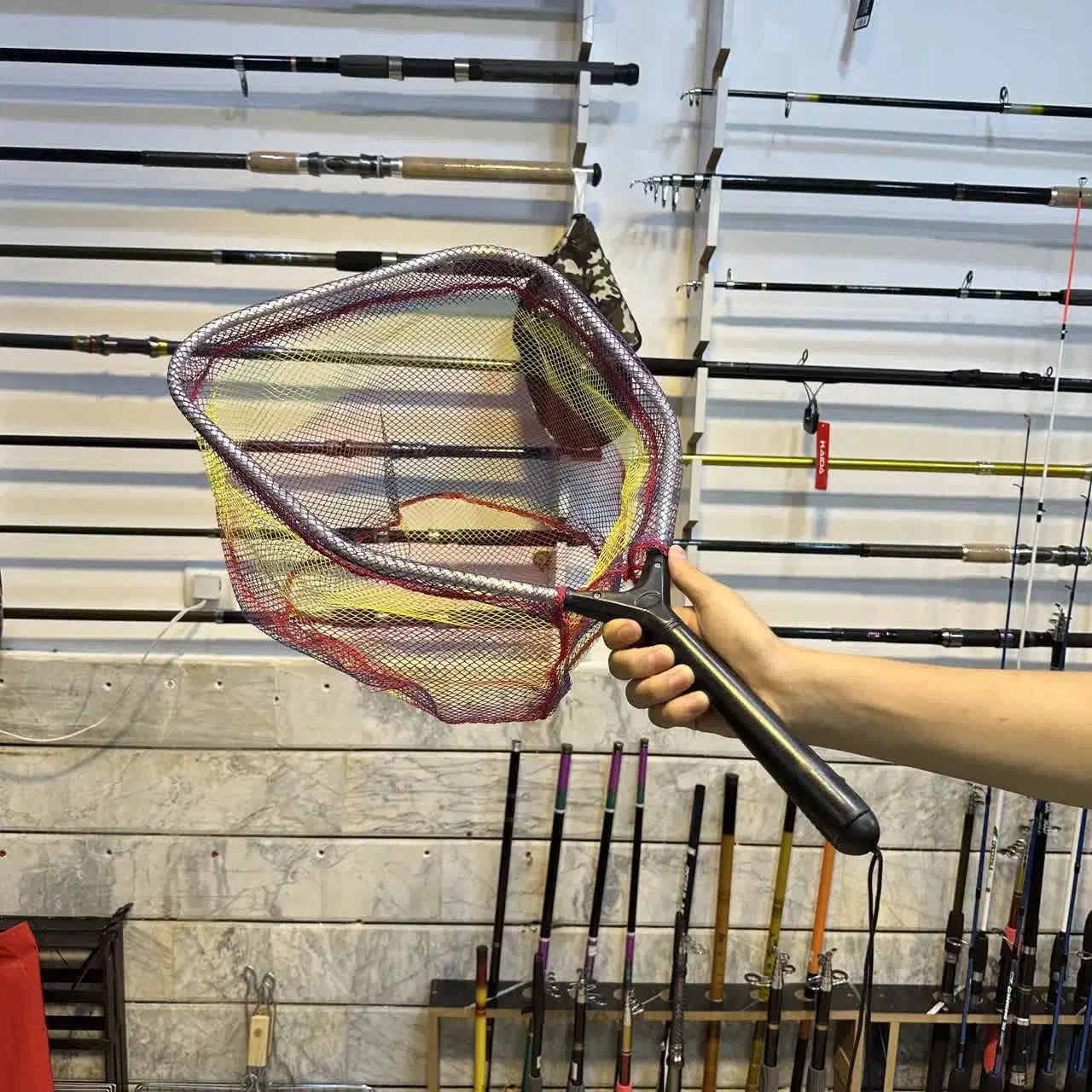 نیروی کار خانوم و آقا مجرد|استخدام بازاریابی و فروش|ساوه, |دیوار