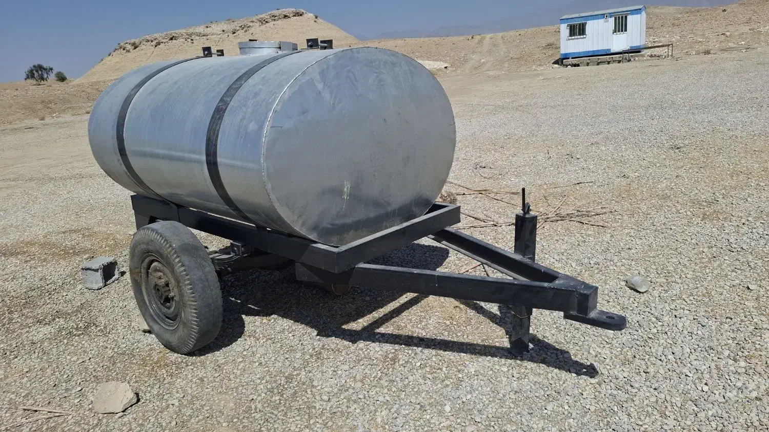 تانکر اب دو چرخ|مصالح و تجهیزات ساختمان|دوگنبدان, |دیوار