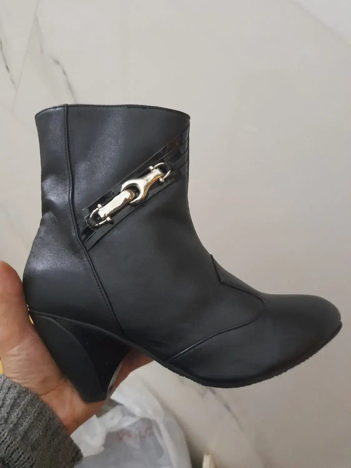 بوت زنانه شیک|کیف، کفش، کمربند|ازنا, |دیوار