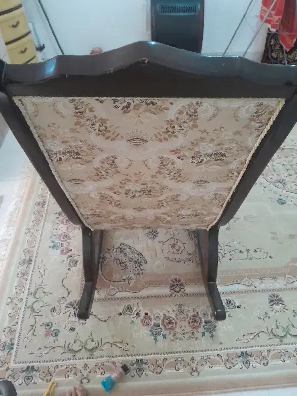 صندلی راحتی|صندلی و نیمکت|رشت, جانبازان|دیوار