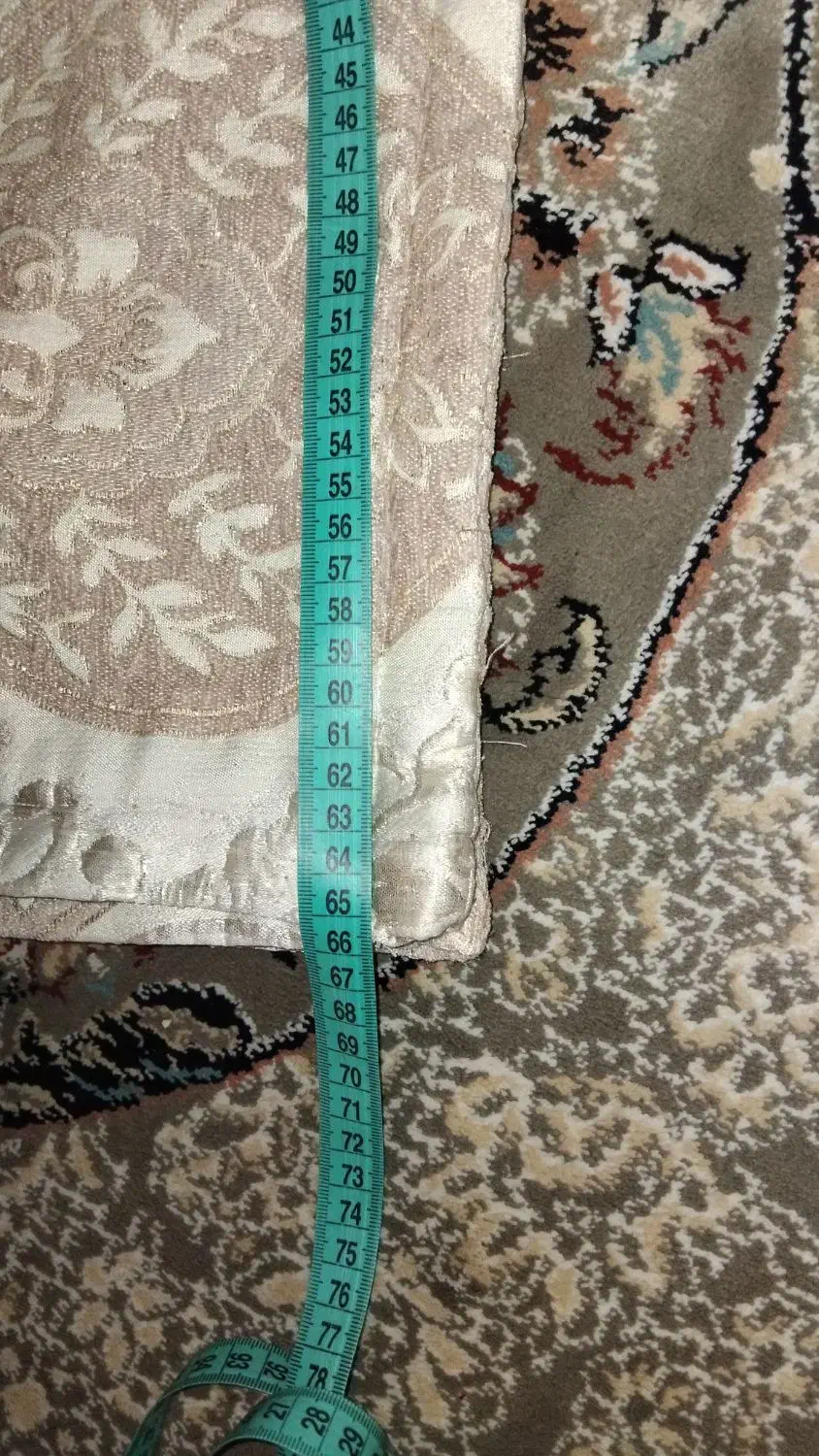 روبالشتی|رختخواب، بالش، پتو|قم, شهرک فاطمیه|دیوار