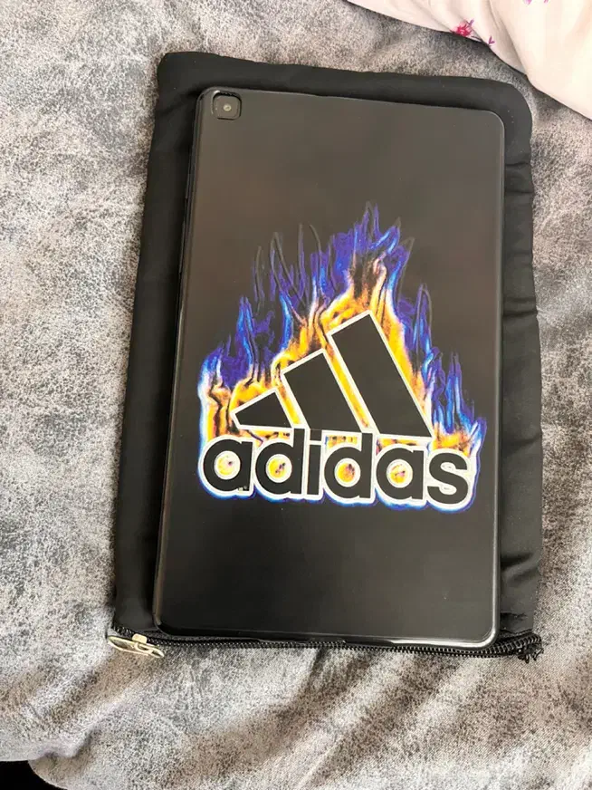 تبلت سامسونگ تبA|تبلت|شاهین دژ, |دیوار