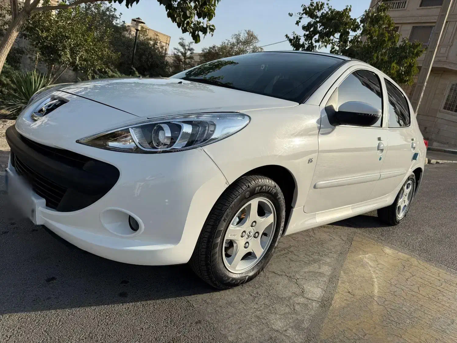 پژو 207i پاناروما TU5 دنده ای- ارتقا سقف شیشه ای|خودرو سواری و وانت|مشهد, چهارچشمه|دیوار