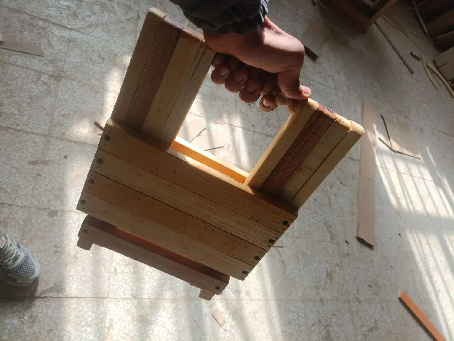 صندلی تاشو|صندلی و نیمکت|قم, ولیعصر|دیوار